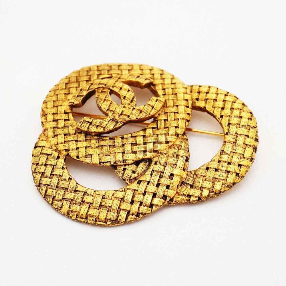 CHANEL Gold Logo Brooch - Picture 2 of 8
